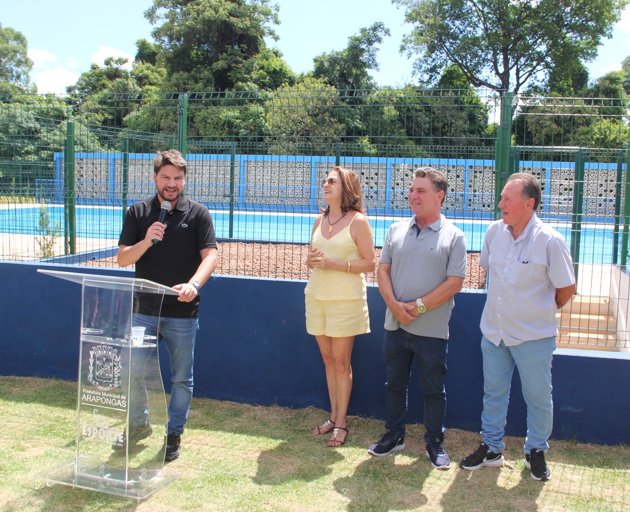 INAUGURADA A PISCINA SEMIOLÍMPICA NO JARDIM INTERLAGOS